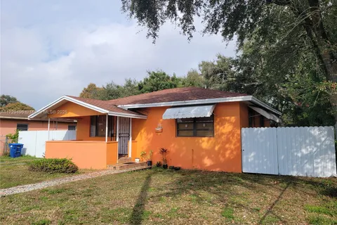 3231 NW 43rd Ter, Miami FL 33142