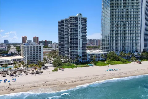 16711 Collins Ave # 2106, Sunny Isles Beach FL 33160