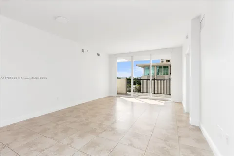 4100 Salzedo St # 513, Coral Gables FL 33146