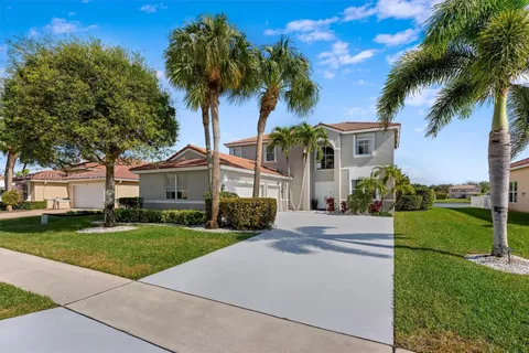 6423 Sand Hills Cir, Lake Worth FL 33463