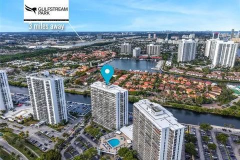 3701 N Country Club Dr # 203, Aventura FL 33180