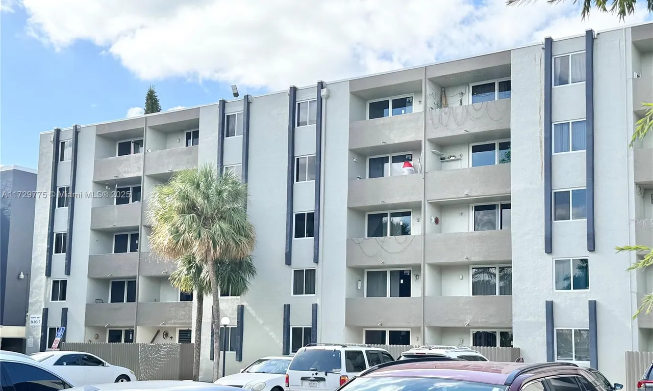 10090 NW 80th Ct # 1542, Hialeah Gardens FL 33016
