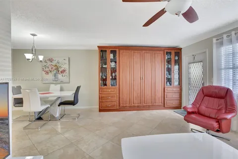 1043 Cambridge C # 1043, Deerfield Beach FL 33442