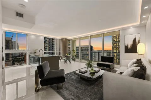 1080 Brickell Ave # 2301, Miami FL 33131