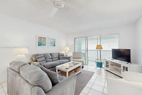 1501 S Ocean Blvd # 301, Lauderdale By The Sea FL 33062