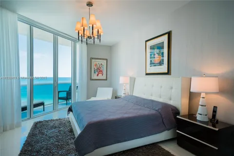 15811 Collins Ave # 1404, Sunny Isles Beach FL 33160