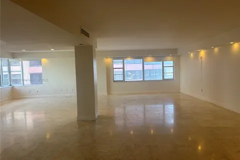 5255 Collins Ave # 7J, Miami Beach FL 33140