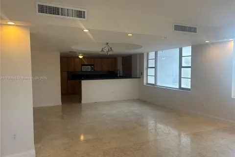 5255 Collins Ave # 7J, Miami Beach FL 33140