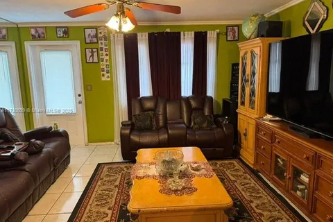 2300 NW 81st Ter, Sunrise FL 33322