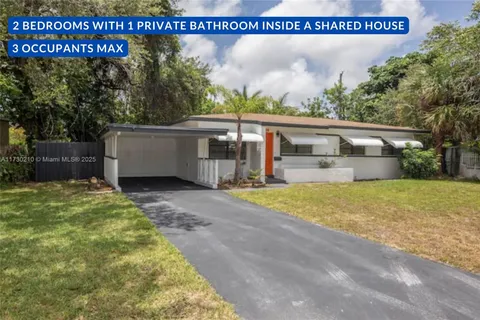 1815 NE 154th St, North Miami Beach FL 33162