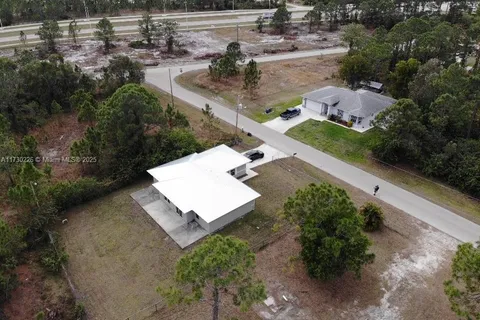 1137 HARRIS AVE S, Lehigh Acres FL 33974