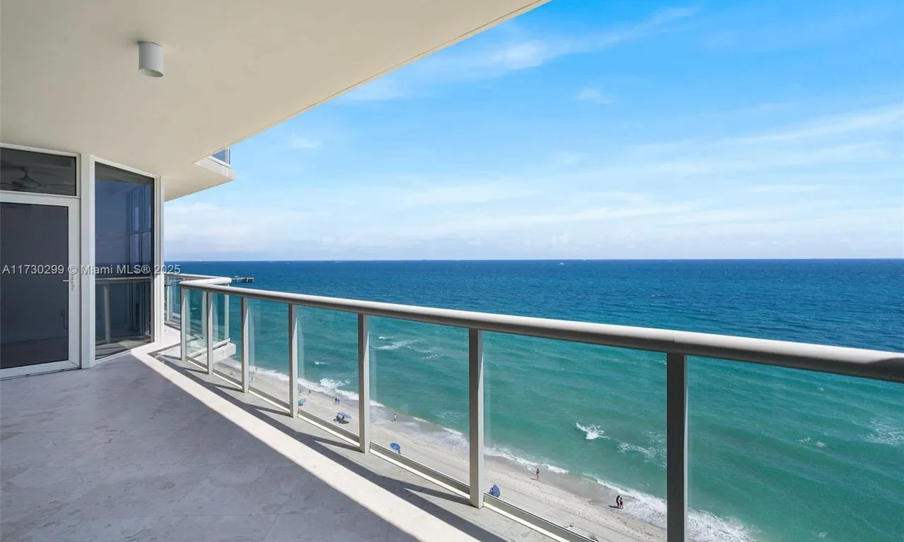 6051 N Ocean Dr # 1106, Hollywood FL 33019