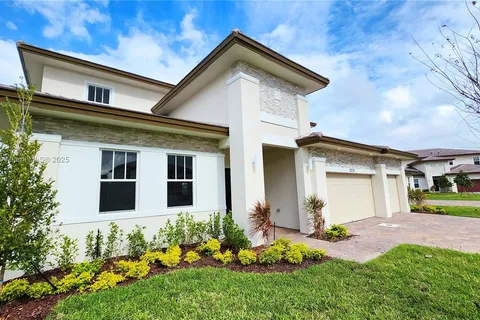 12239 SW 43rd St, Davie FL 33330