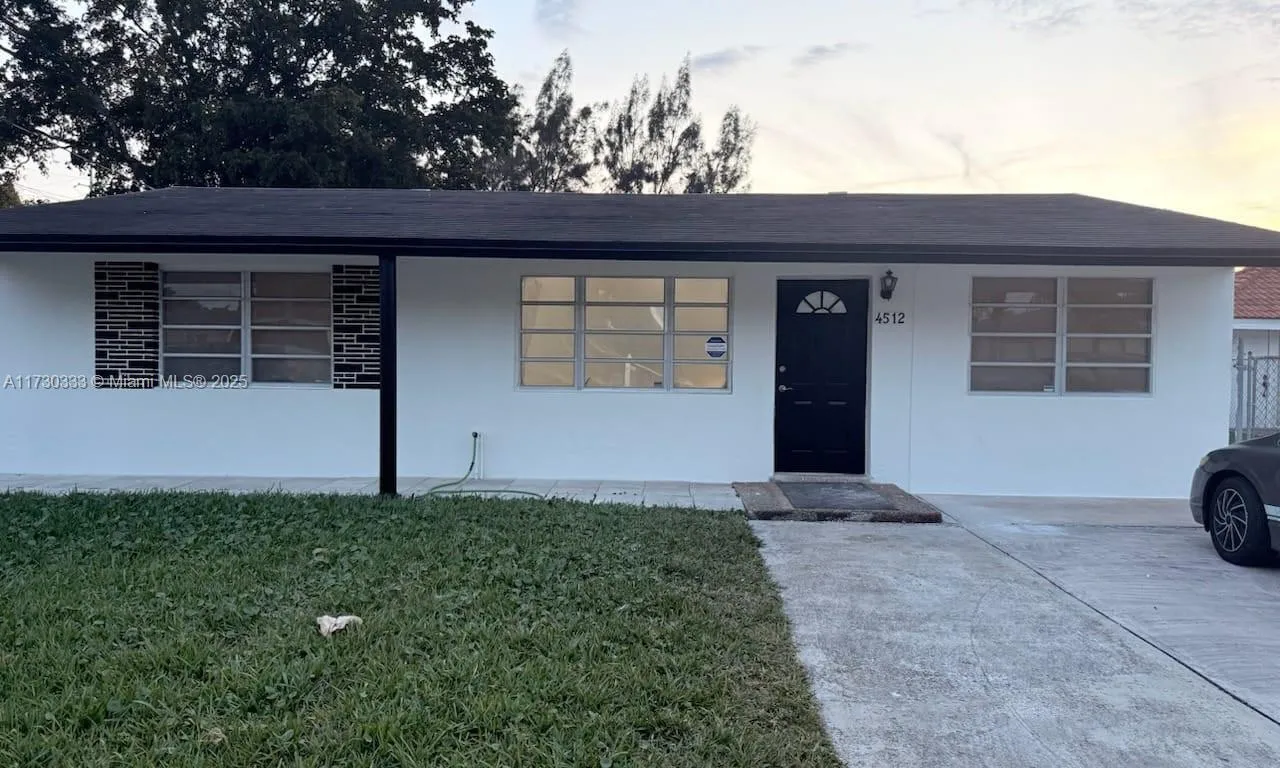 4512 SW 24th St, Fort Lauderdale FL 33317