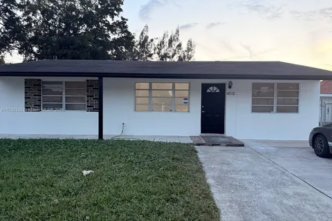 4512 SW 24th St, Fort Lauderdale FL 33317