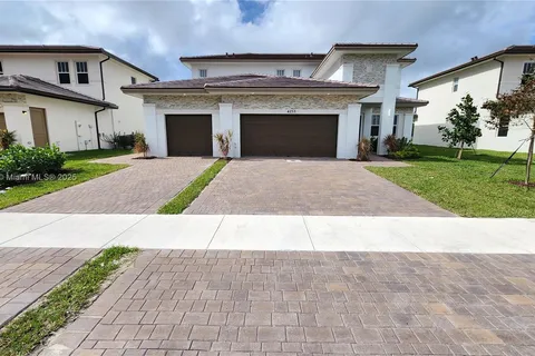 4255 SW 123rd Ter, Davie FL 33330