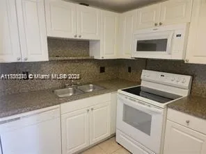 1505 Crescent Cir # C31, Lake Park FL 33403