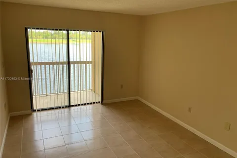 5200 NW 31st Ave # 74, Fort Lauderdale FL 33309