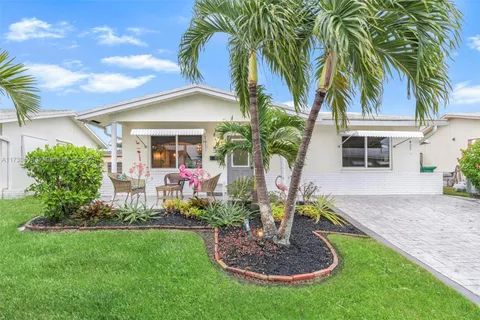 4902 NW 42nd Ave, Tamarac FL 33319