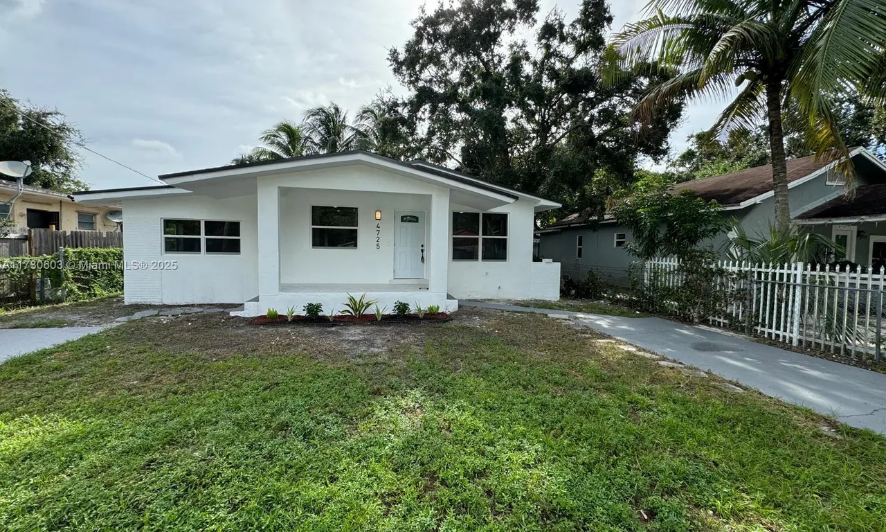 4725 NW 16th Ave, Miami FL 33142