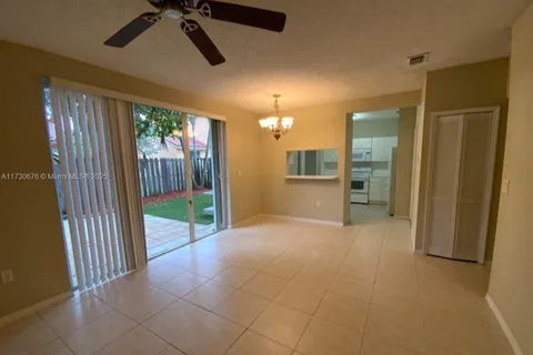 16119 NW 21st St, Pembroke Pines FL 33028