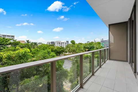 2678 Tigertail Ave # 315, Miami FL 33133