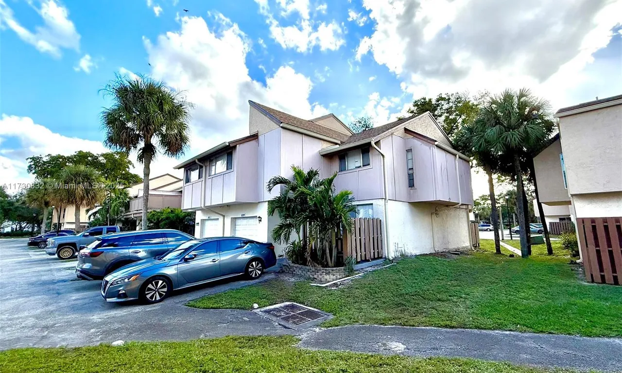 8209 NW 8th St # 1, Plantation FL 33324