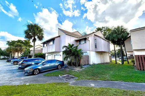 8209 NW 8th St # 1, Plantation FL 33324