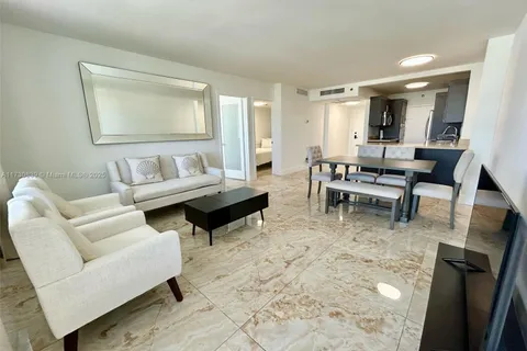 100 Lincoln Rd # 722, Miami Beach FL 33139