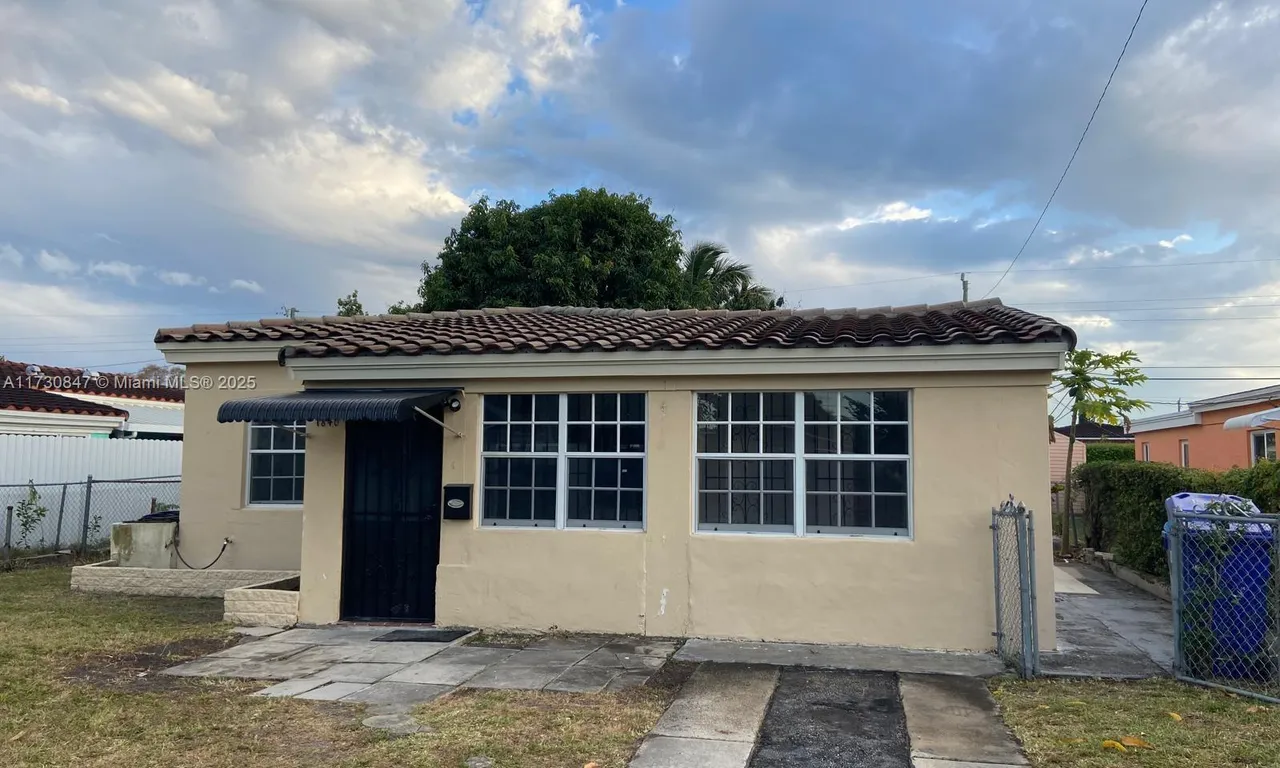 1840 NE 174th St, North Miami Beach FL 33162