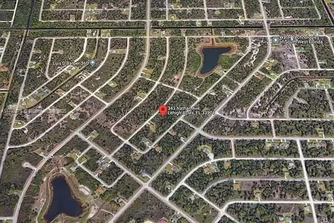 343 Nathan Ave, Lehigh Acres FL 33974