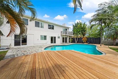 1617 SW 17th Ave, Fort Lauderdale FL 33312