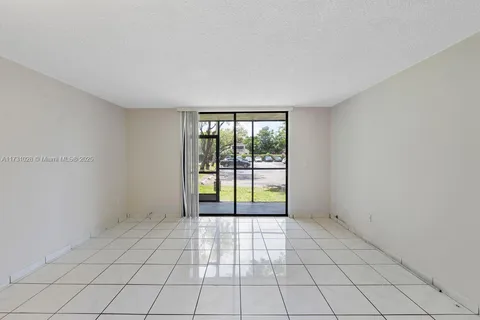 8420 SW 133rd Ave Rd # 105, Miami FL 33183