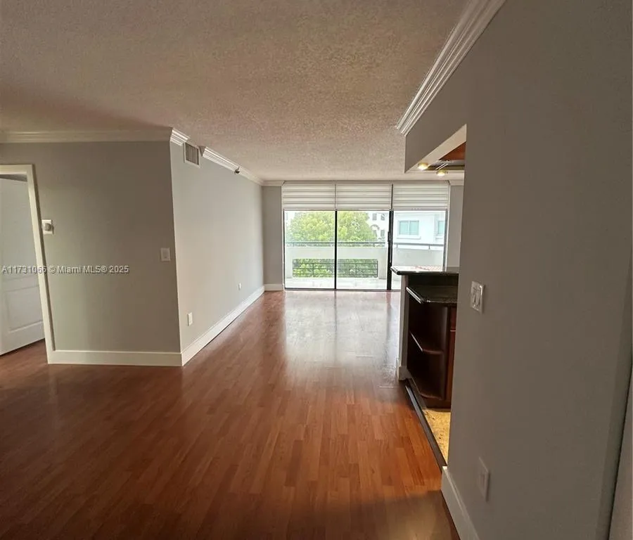 911 E Ponce De Leon Blvd # 504, Coral Gables FL 33134