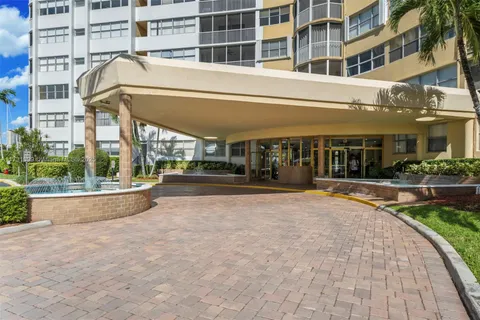 100 Golden Isles Dr # 414, Hallandale Beach FL 33009