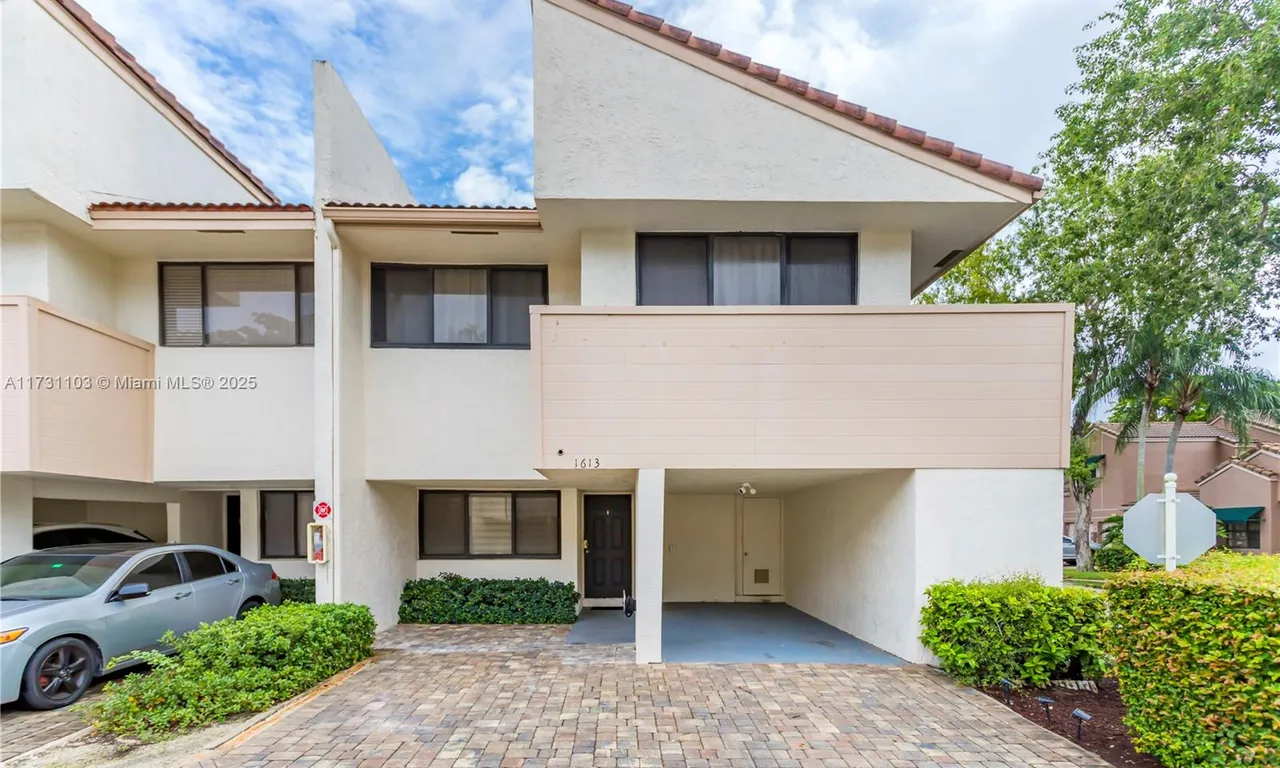 1613 Cypress Pointe Dr # 1613, Coral Springs FL 33071