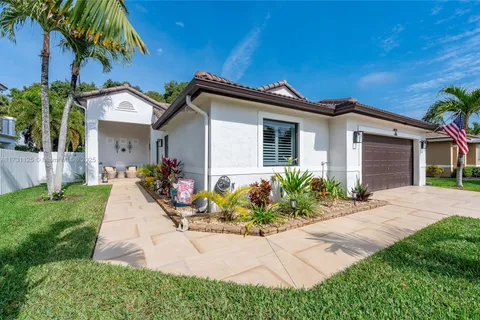 16185 SW 2nd Dr, Pembroke Pines FL 33027