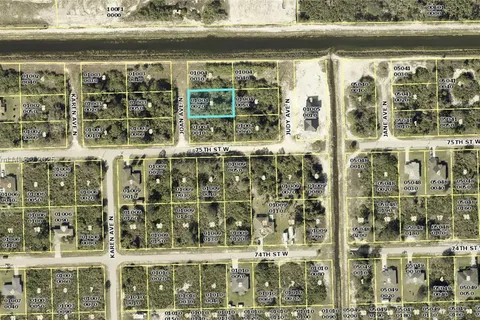 7502 JOAN AVE N, Lehigh Acres FL 33971