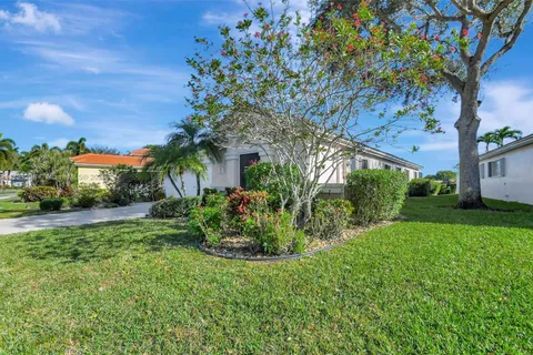 12915 Coral Lakes Dr, Boynton Beach FL 33437