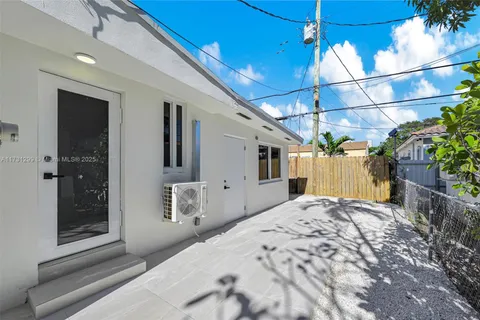 2273 SW 5th St # 2, Miami FL 33135