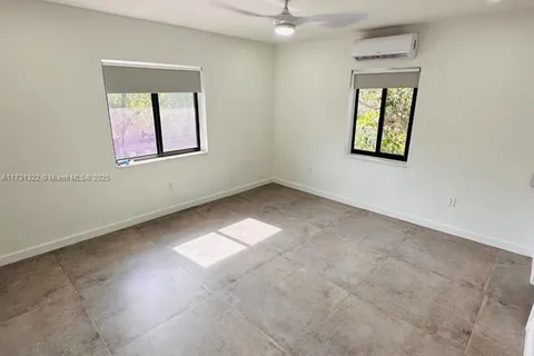 5541 NW Miami Ct # 3, Miami FL 33127