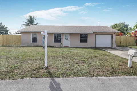 3590 Aladdin Ave, Boynton Beach FL 33436