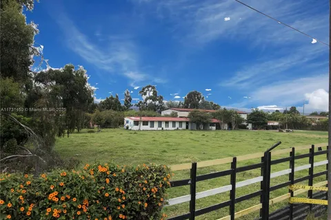 Autopista del Norte Bogota - Chia, Colombia, FL