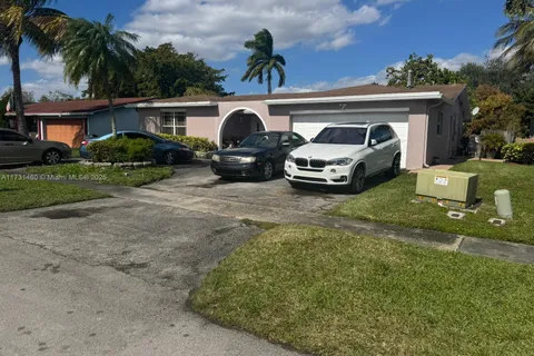 9451 NW 20th Pl, Sunrise FL 33322