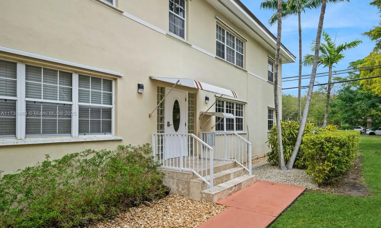 237 Madeira Ave # 2, Coral Gables FL 33134