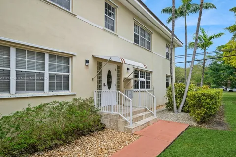 237 Madeira Ave # 2, Coral Gables FL 33134
