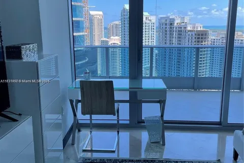 200 Biscayne Boulevard Way # 3903, Miami FL 33131