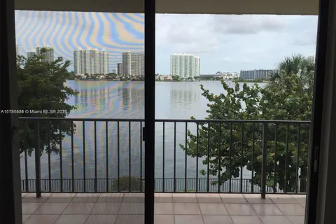 17878 N Bay Rd # 201, Sunny Isles Beach FL 33160