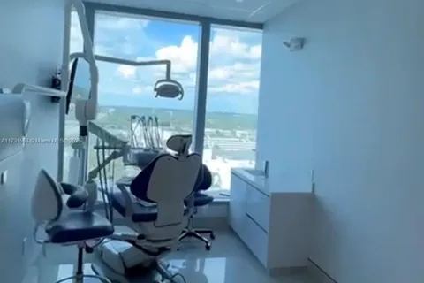 DENTAL OFFICE SW 74th Ct, Miami FL 33156