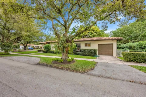 446 Majorca Ave, Coral Gables FL 33134